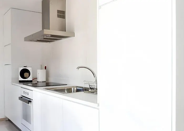 Charming House In With Terrace And Parking Сasa de vacaciones