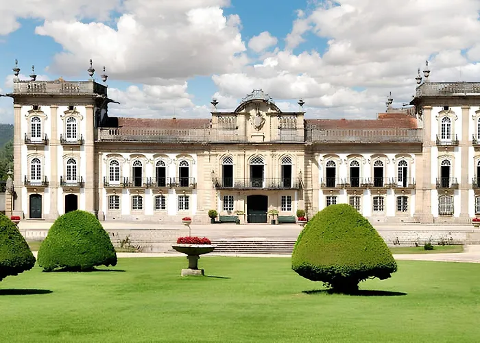 Ferienhaus Charming House In With Terrace And Parking