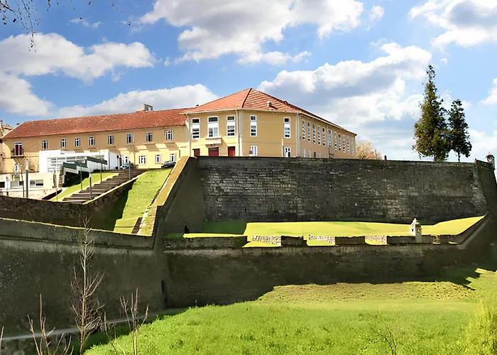 Charming House In With Terrace And Parking